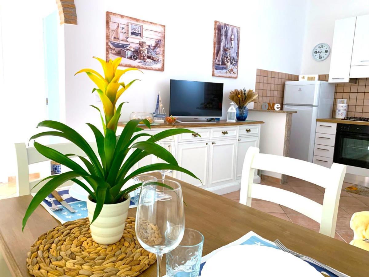 Abbasanta 6 A - Due Passi Dal Mare Apartamento Passoscuro Exterior foto