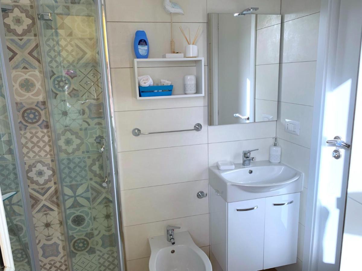 Abbasanta 6 A - Due Passi Dal Mare Apartamento Passoscuro Exterior foto